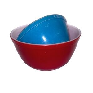 PYREX ❤️💙 Classic Red & Blue Mixing Bowl Set VINTAGE